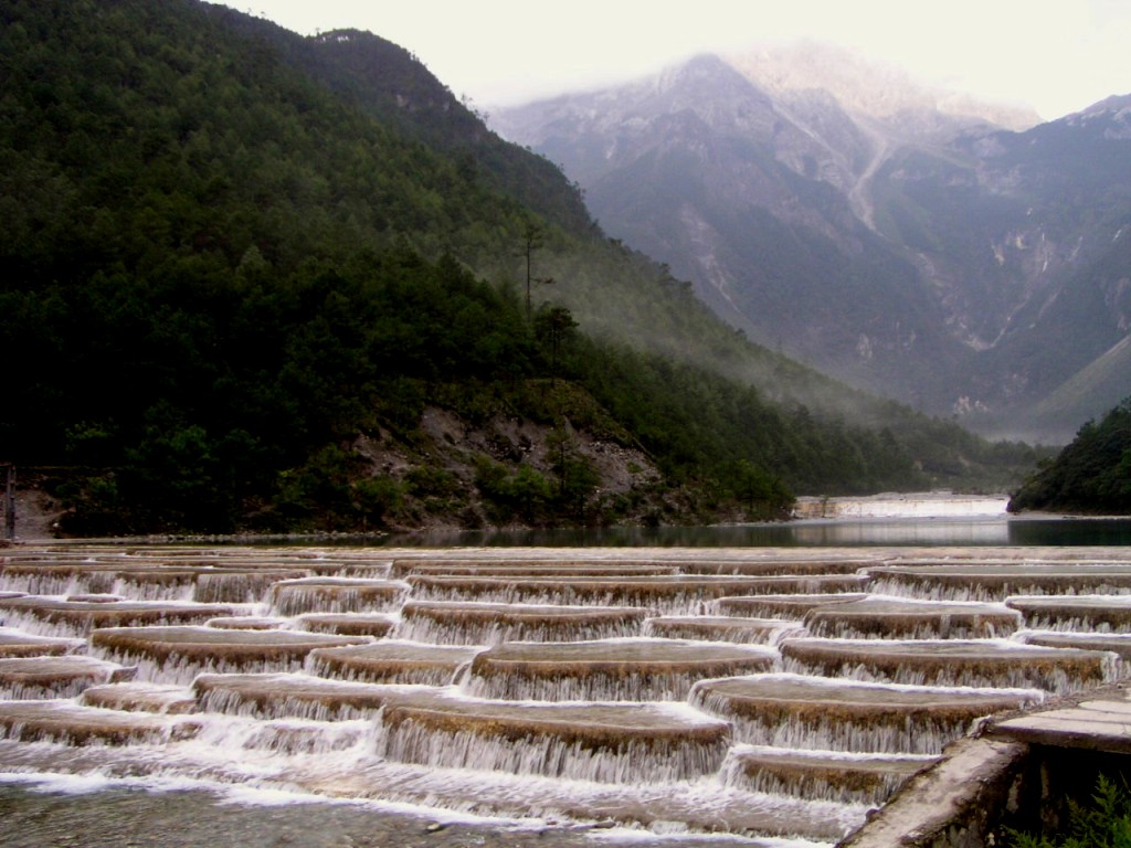 却好像什么都记忆碎片之丽江篇;     (美丽神秘的白水台); >白水台