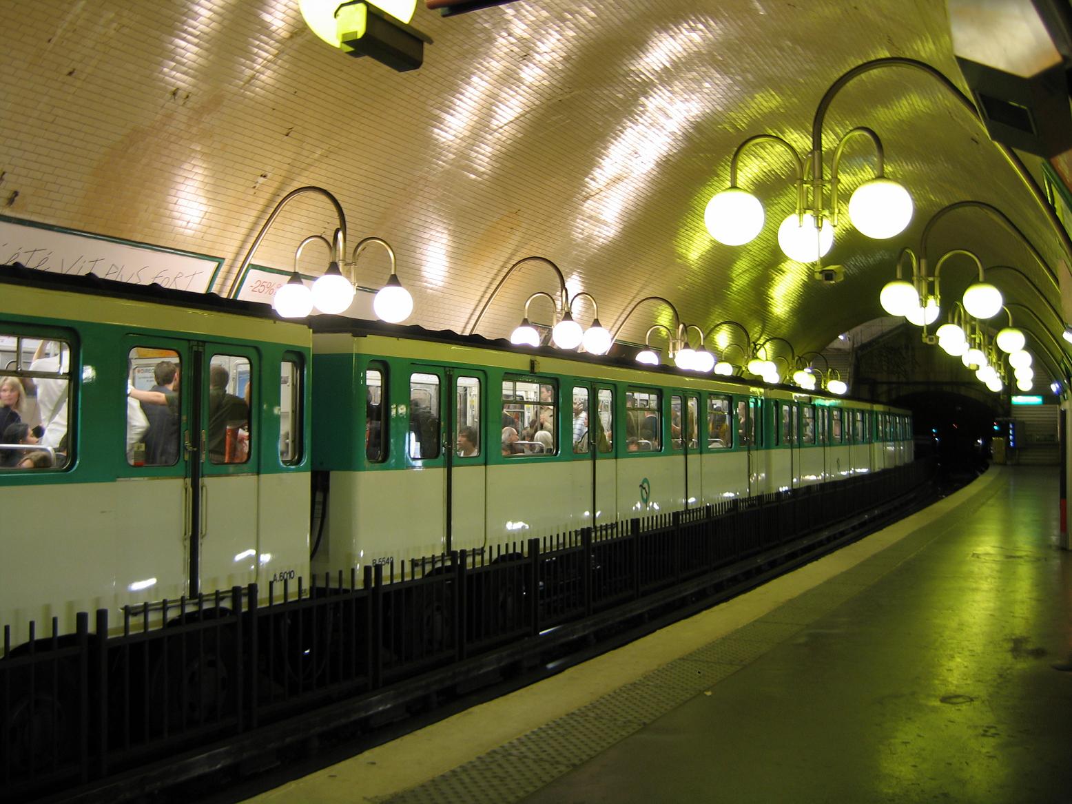 Paris Subway Platform Picture And HD Photos | Free Download On Lovepik
