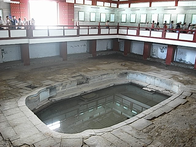 北京清华池澡堂图片