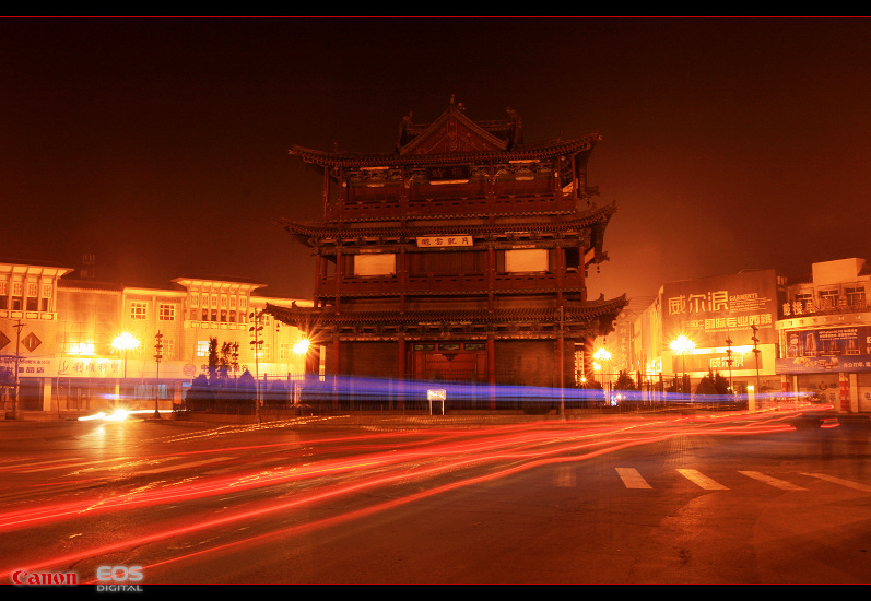 (大同鼓樓夜景)