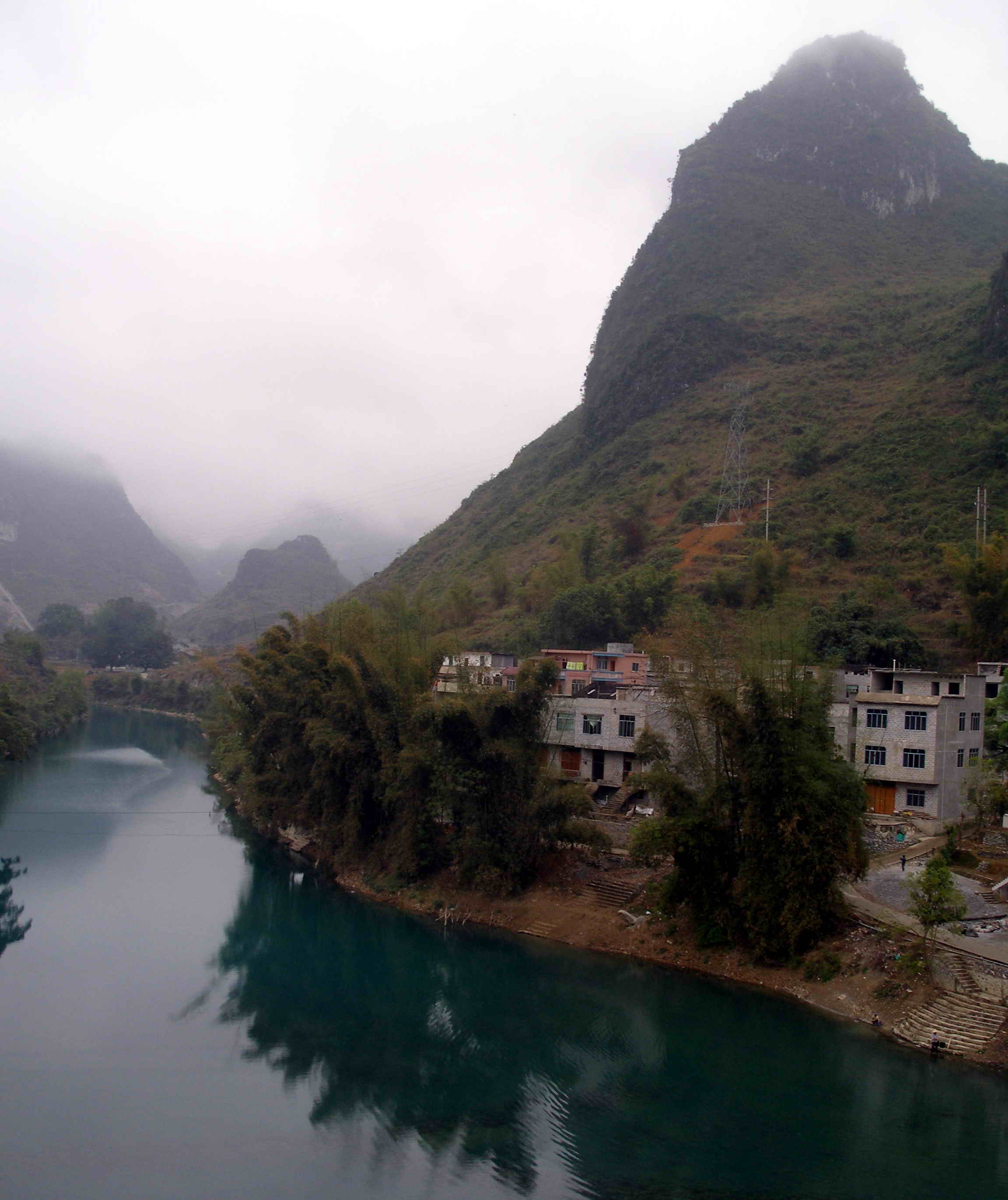 (巴马盘阳河)