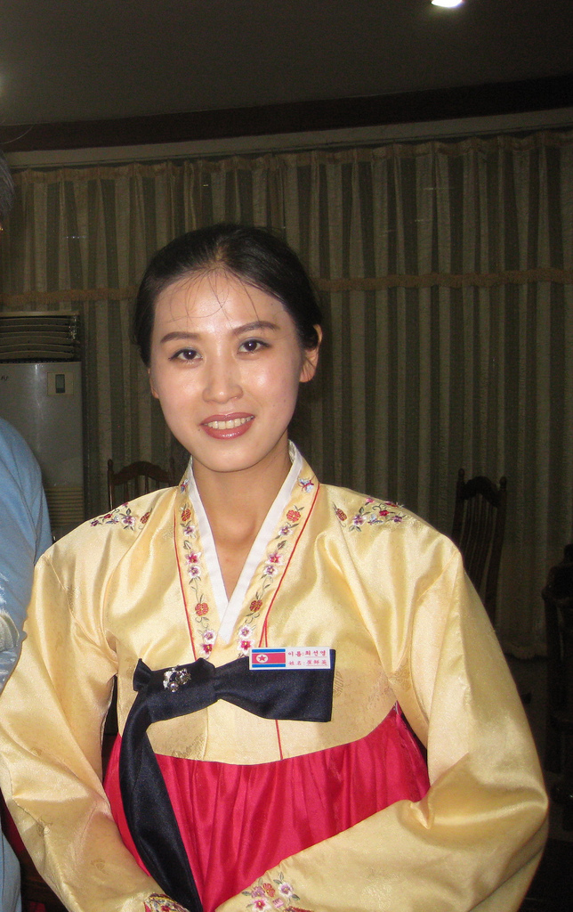 朝鲜最美服务员图片
